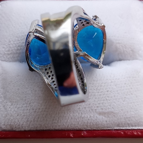 Aquamarine and White Topaz Bypass Ring - Picture 9 of 10